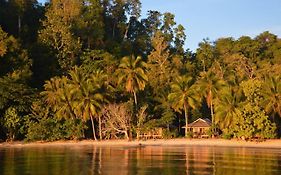 Harmony Bay Resort And Dive Center